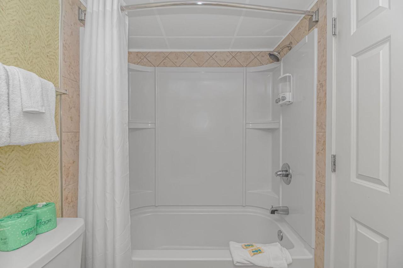 Ocean Reef Resort - Direct Oceanfront Studio - Nicely Updated! Perfect For 2-4 Guests! Unit 401 Myrtle Beach Ngoại thất bức ảnh