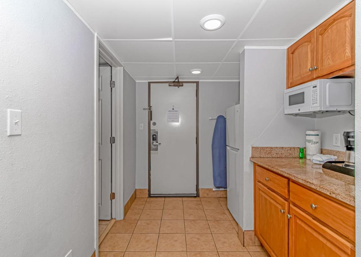 Ocean Reef Resort - Direct Oceanfront Studio - Nicely Updated! Perfect For 2-4 Guests! Unit 401 Myrtle Beach Ngoại thất bức ảnh