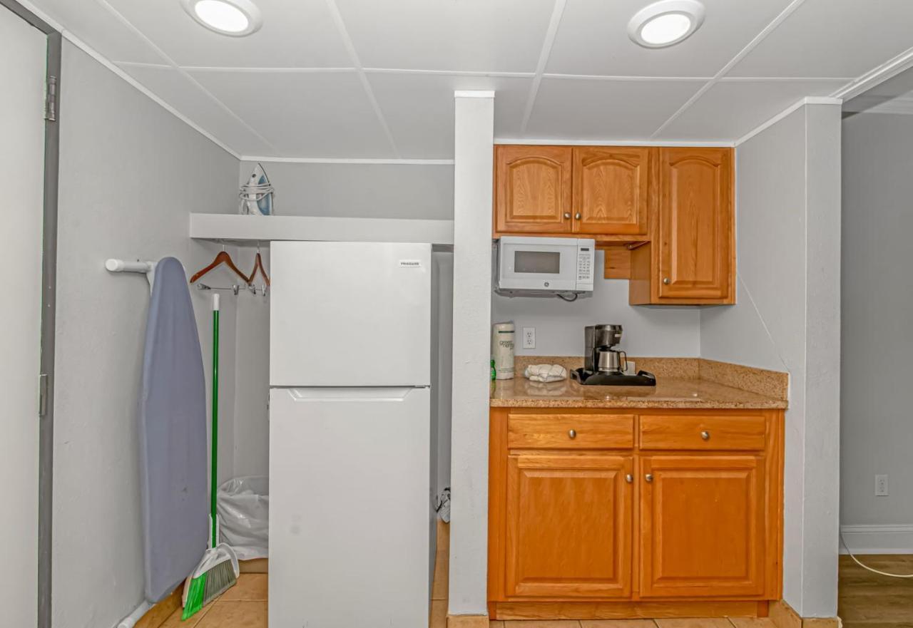 Ocean Reef Resort - Direct Oceanfront Studio - Nicely Updated! Perfect For 2-4 Guests! Unit 401 Myrtle Beach Ngoại thất bức ảnh